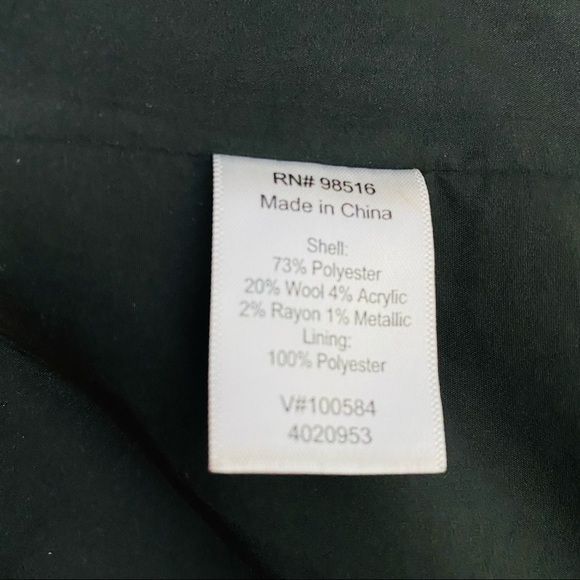 Women Coldwater Creek. Jacket. Black/White/Burgundy. Sz 20/22. - Picture 14 of 15